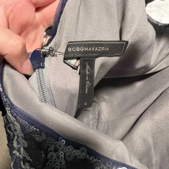 BCBGMAXAZRIA Hanna Sleeveless Sequined Gown Size 0 NWT - Picture 7 of 7